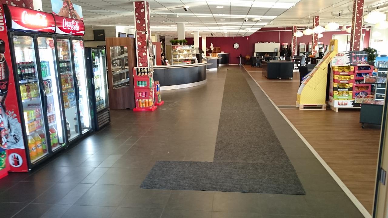Trestads Restaurang Hotell&Pensionat Vänersborg Dış mekan fotoğraf