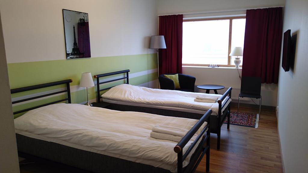 Trestads Restaurang Hotell&Pensionat Vänersborg Dış mekan fotoğraf