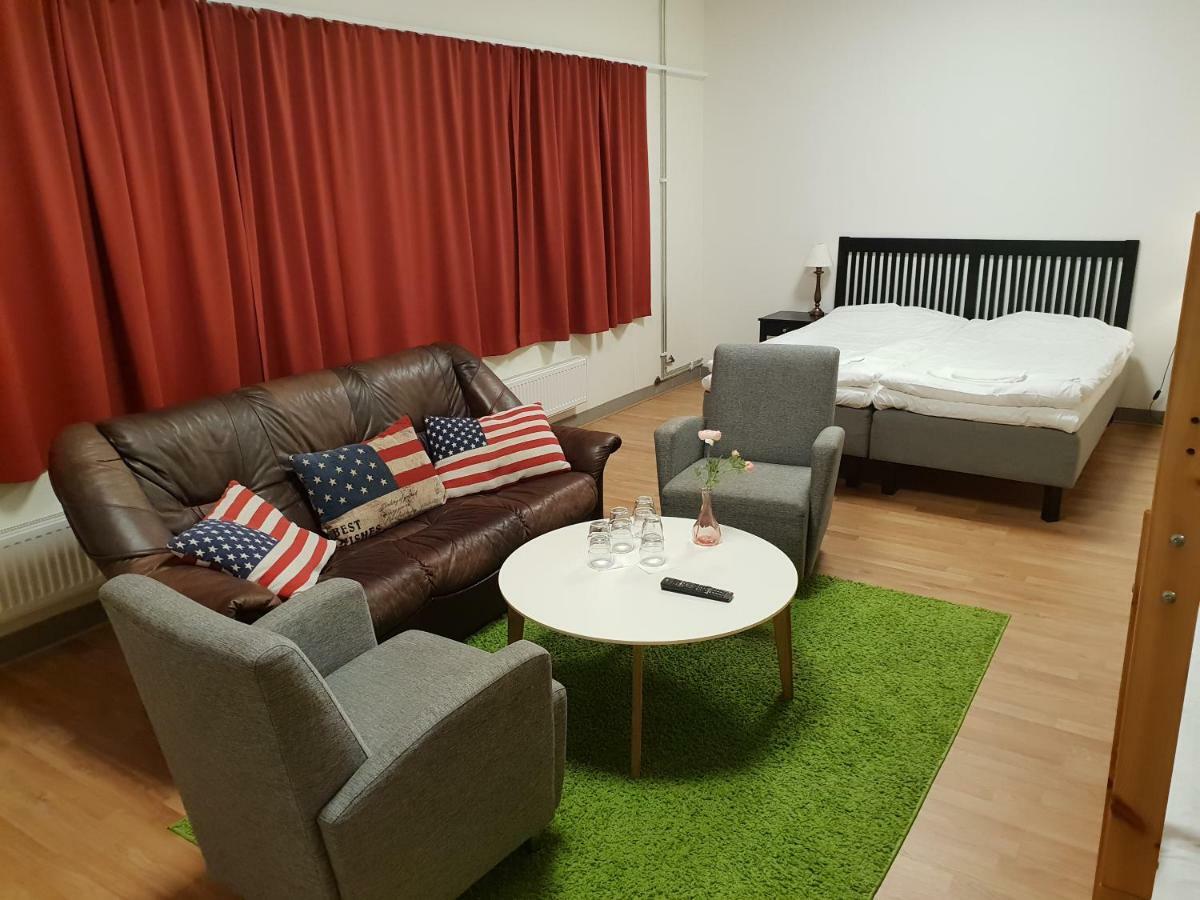 Trestads Restaurang Hotell&Pensionat Vänersborg Dış mekan fotoğraf
